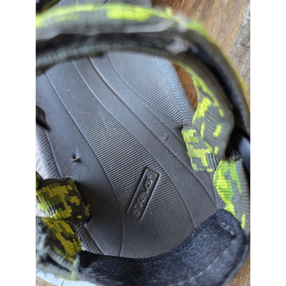 Teva Women's Wave Green Size 5 Camouflage Hiking Water Sports Sandals #6294 - Picture 7 of 11